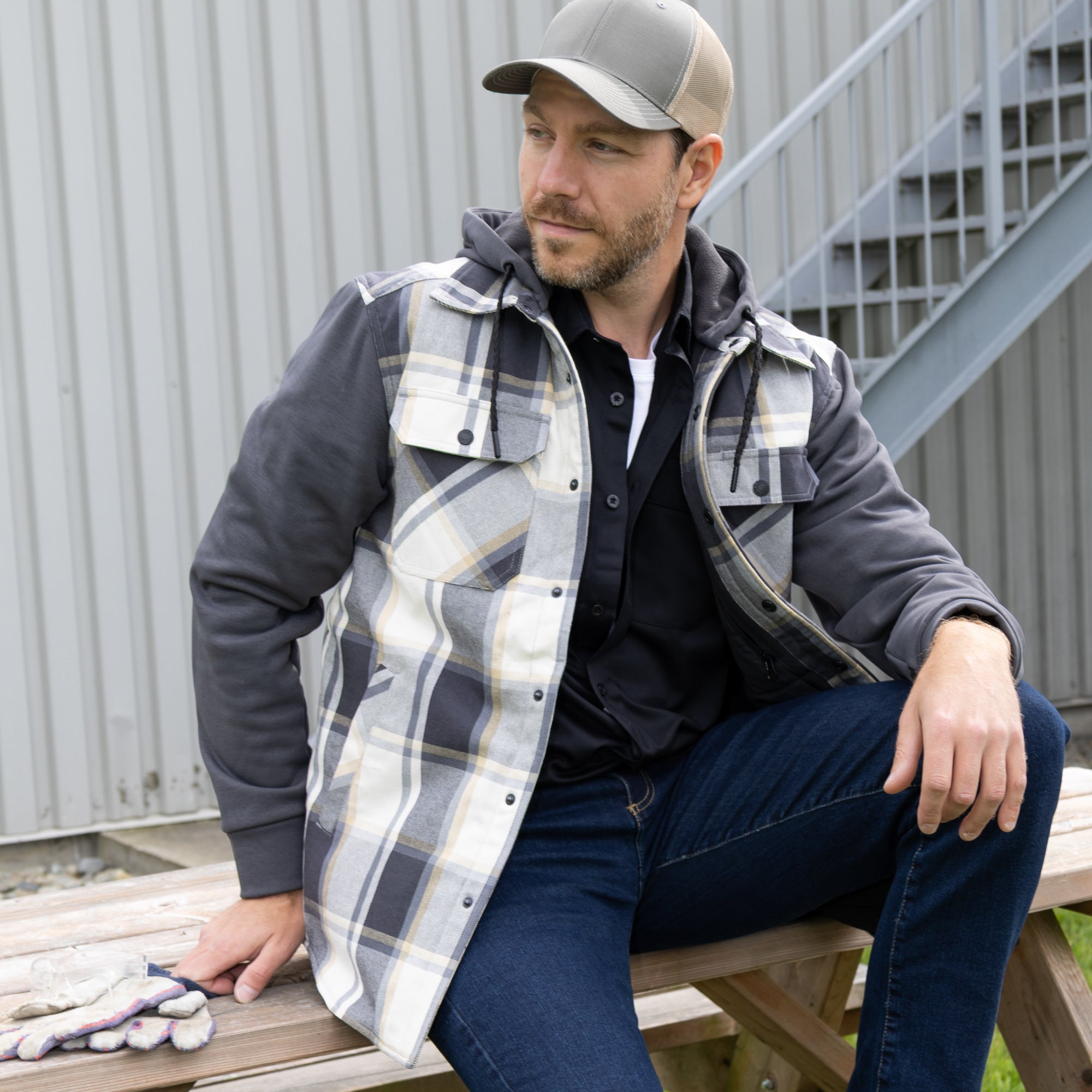 Hard-wearing twill shirt, lined, fleece in sleeves and hood